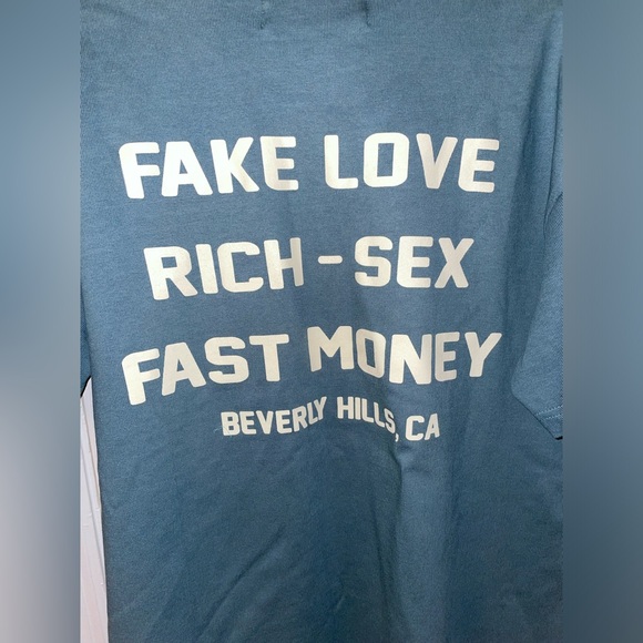 141. Hotel Homme Femme Tee - Picture 4 of 8